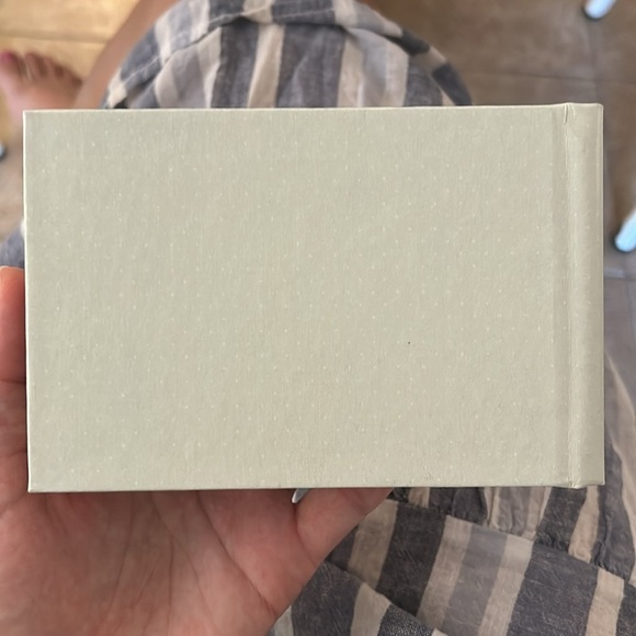 Vintage C R Gibson 1977 photo album Grandma's Brag Book in Light Green - Picture 4 of 5